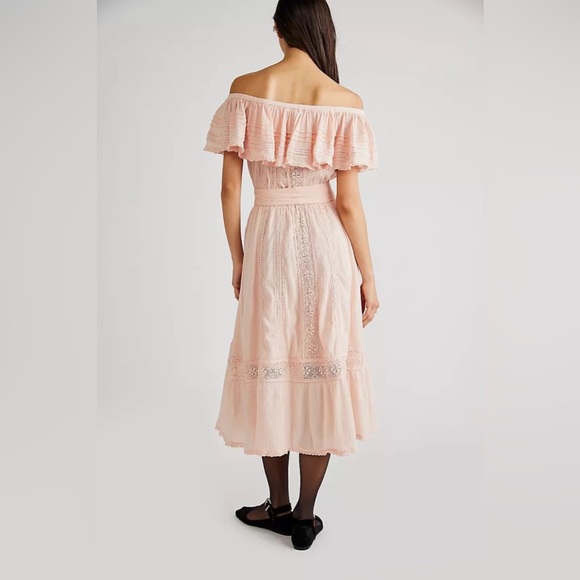 Free People x Spell Cassie Lace Gown - Picture 15 of 16